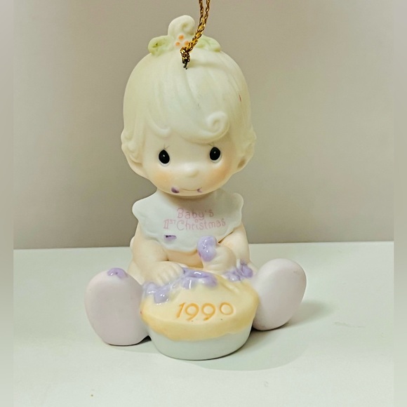 Collectible Precious Moments Ornament Lot - Picture 4 of 8